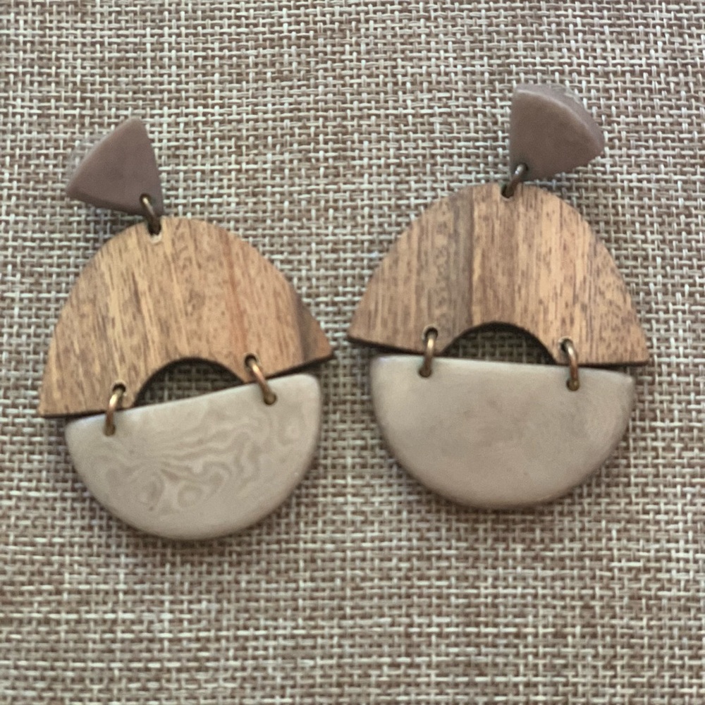 Noonday Sundial Hoops